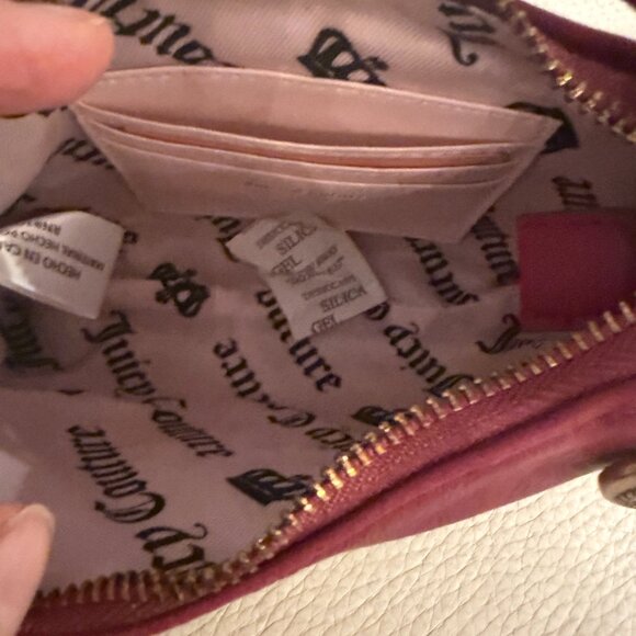 NWT Juicy Couture JUICY ROMANCE Piped Rouched Convertible Wristlet PLUM BERRY - Picture 4 of 4